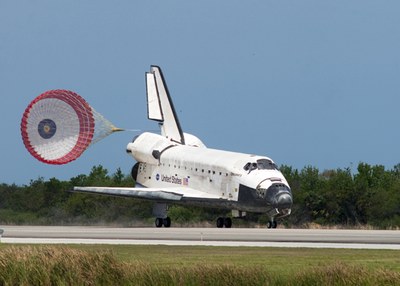 Discovery landing