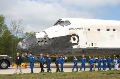 Discovery and astronauts