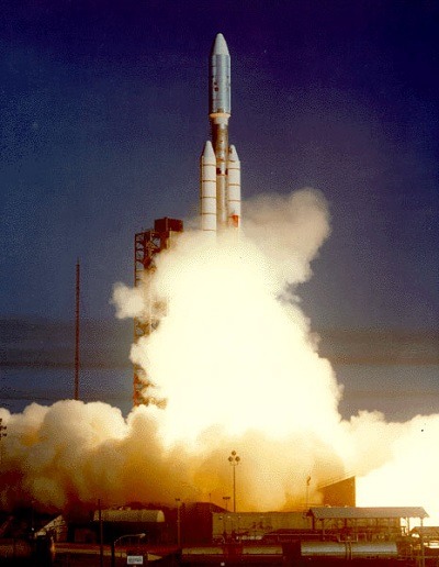 Voyager 2 launch