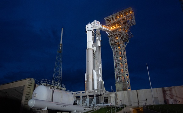 Starliner atop Atlas V