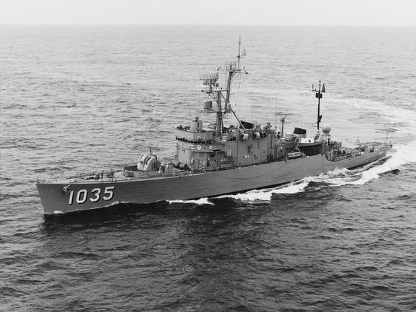 USS Claude Jones